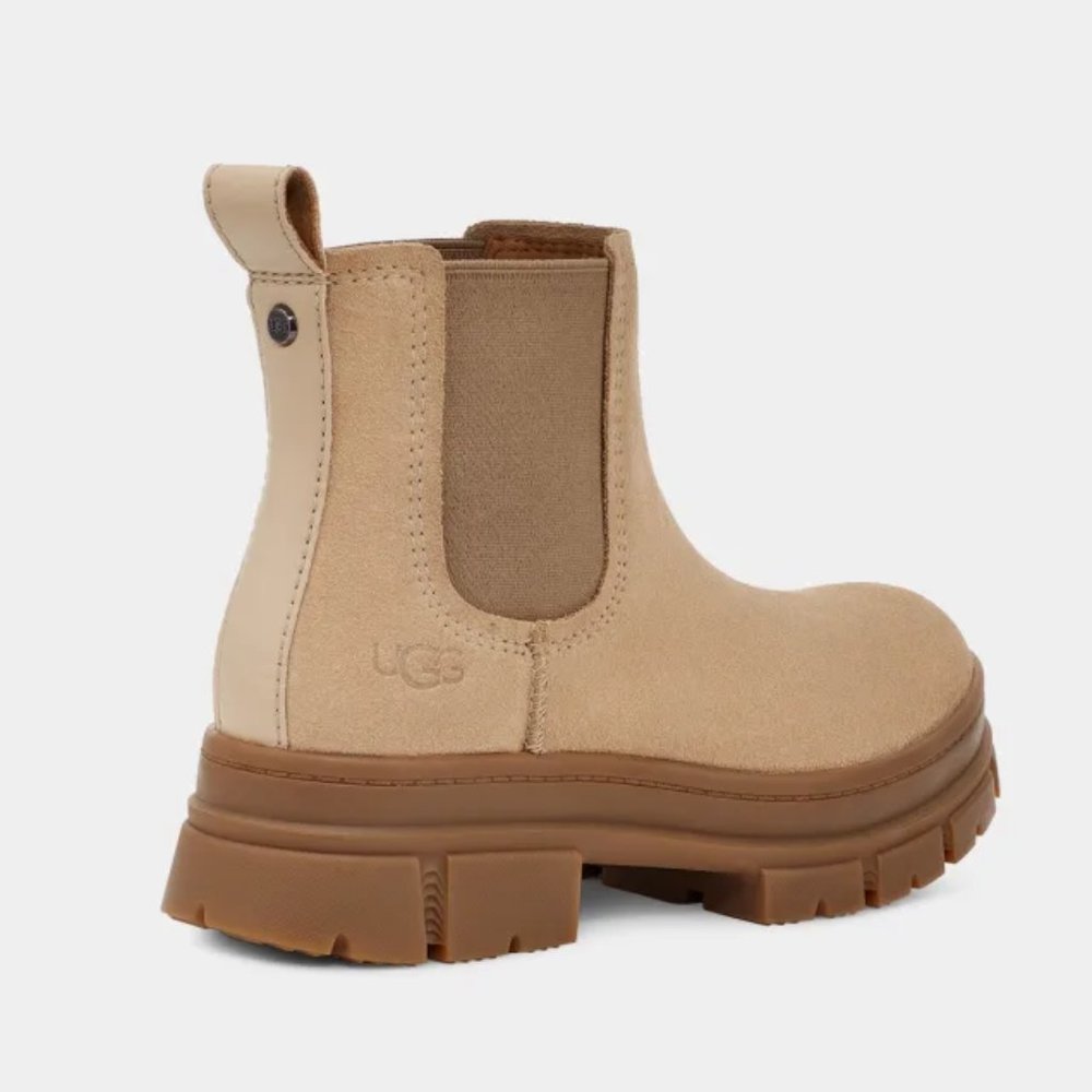 🎁 UGG Ashton Chelsea Suede Ankle Boot - Picture 4 of 9